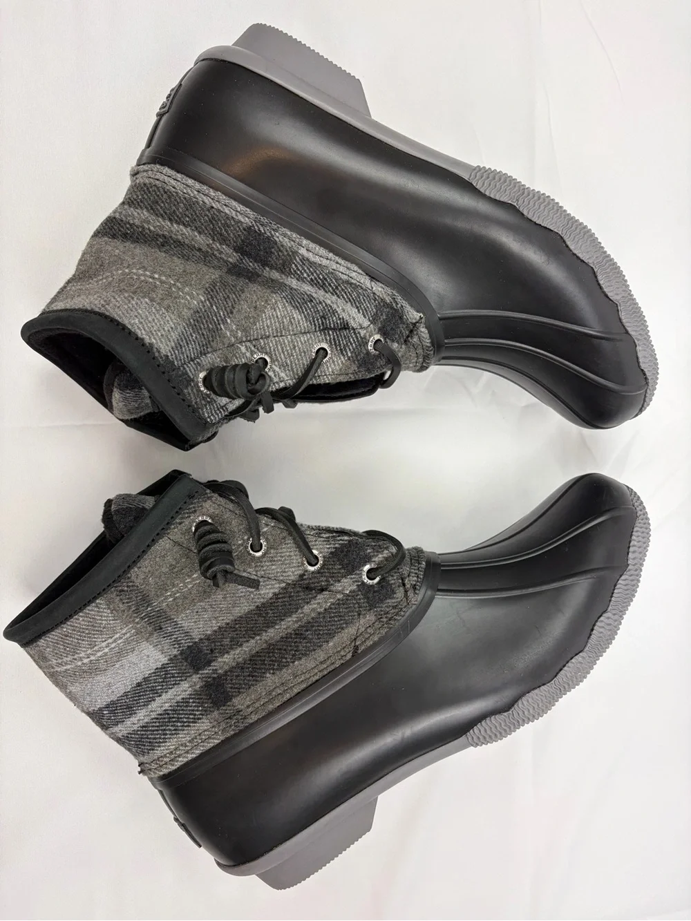 Sperry Saltwater Plaid Wool Blend Duck Boots Size 8.5 Charcoal